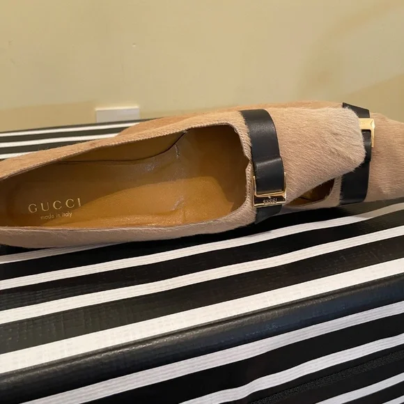 Vintage GUCCI ponyhair low pumps